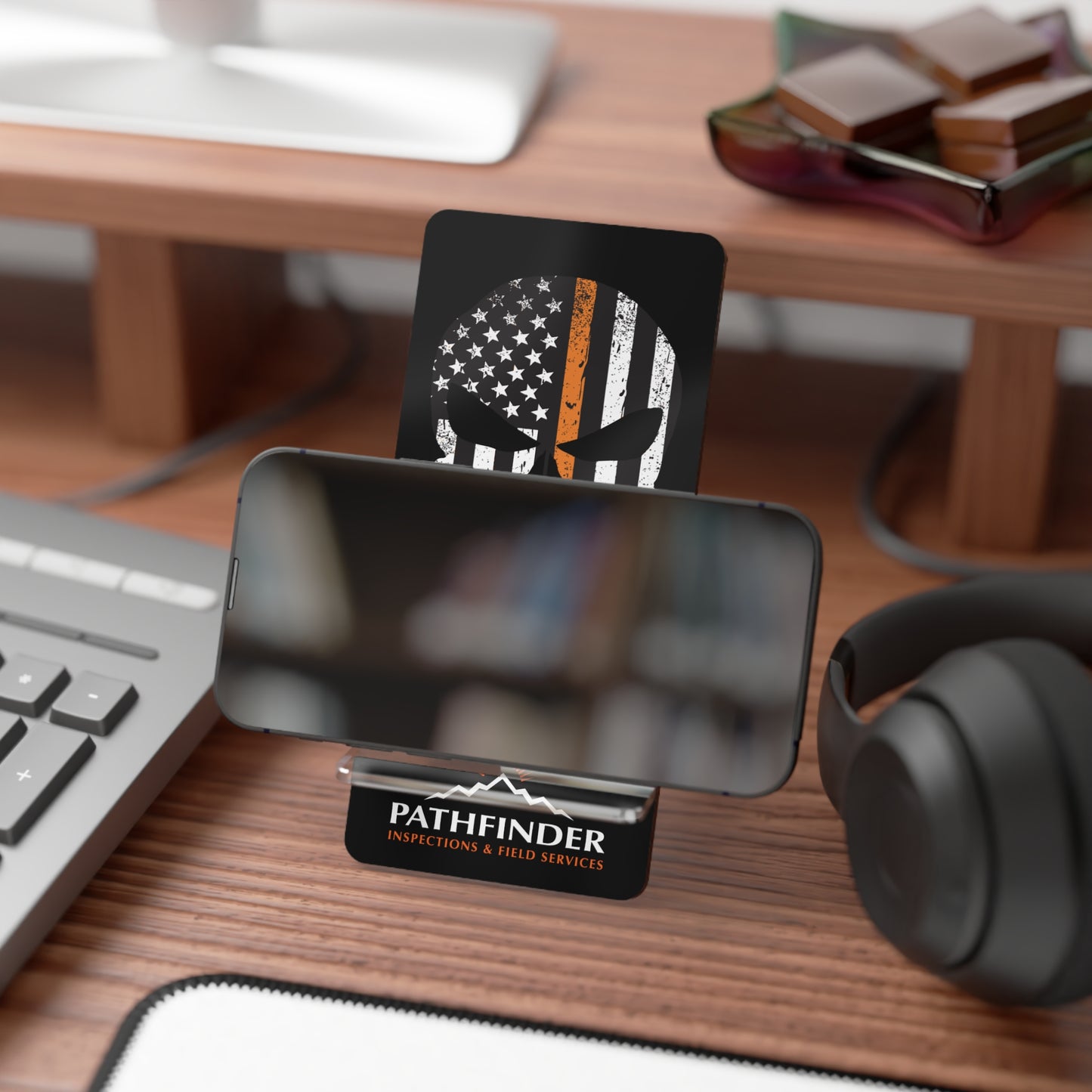 Pathfidner Phone Stand